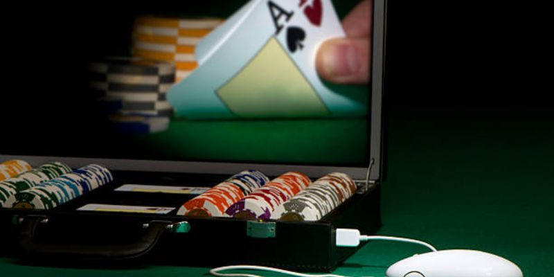 Game bài poker online 